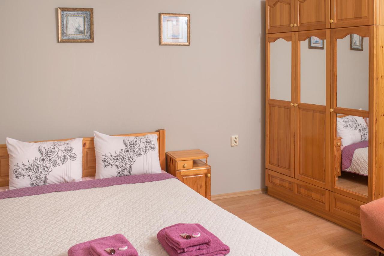 The Sunny Guest House Of Veliko Tarnovo-Amazing View, Top Location Kültér fotó